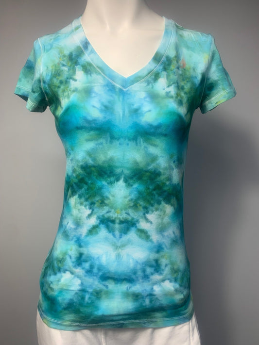 205 Small Women's V-Neck ELECTRIC BLUE - Merlscreations