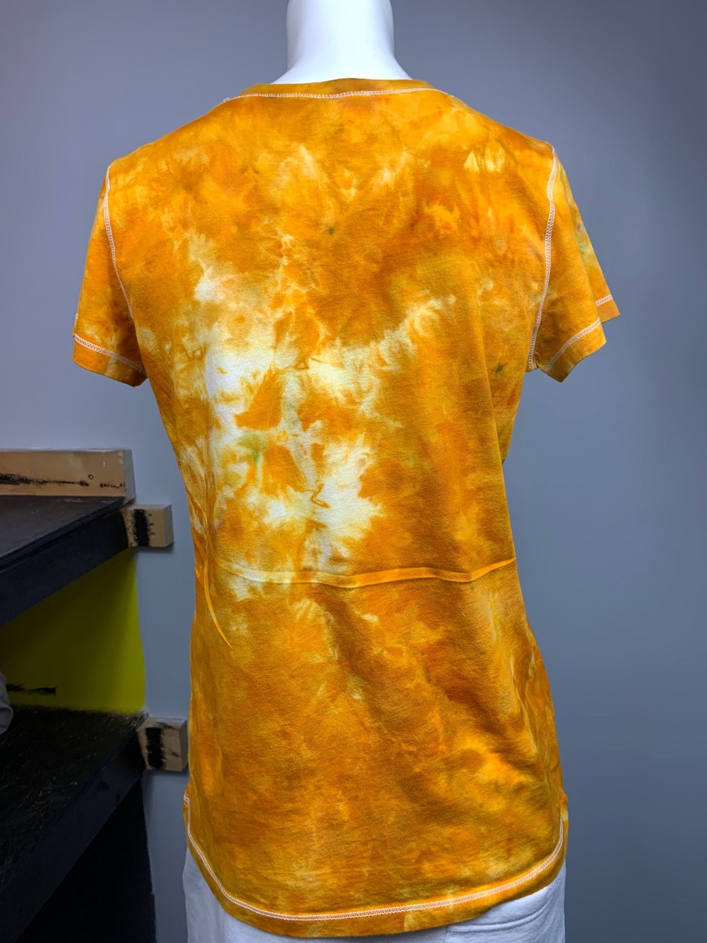 251 Large V-Neck Marigold