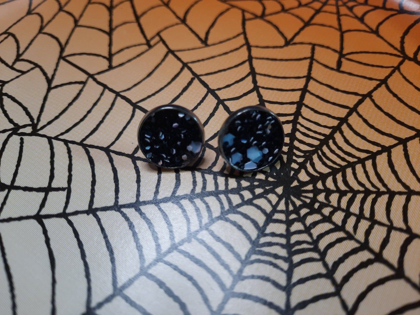 Black Glitter Studs - Merlscreations