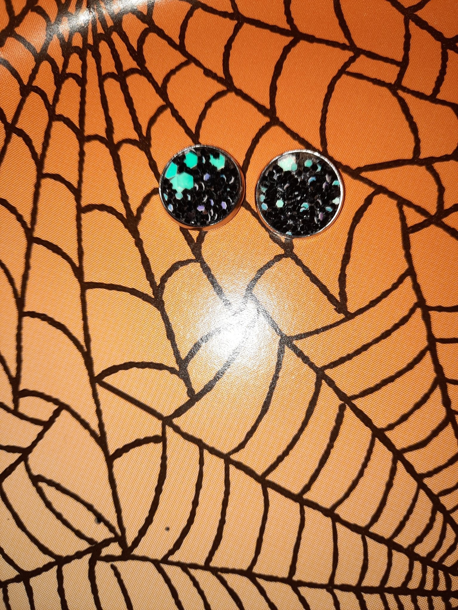 Black Glitter Studs - Merlscreations