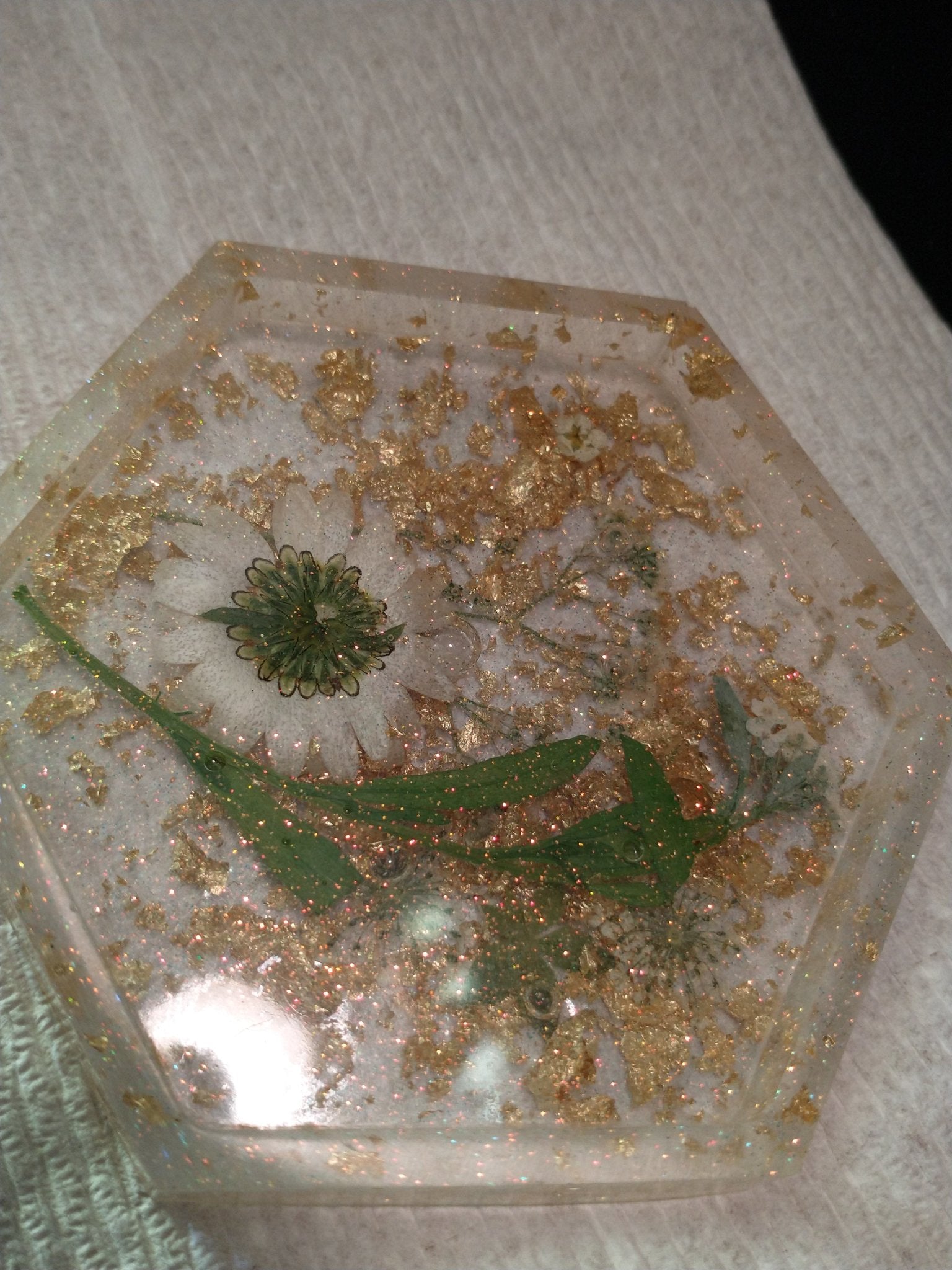 Gold Flake and Flower Coaster - Merlscreations