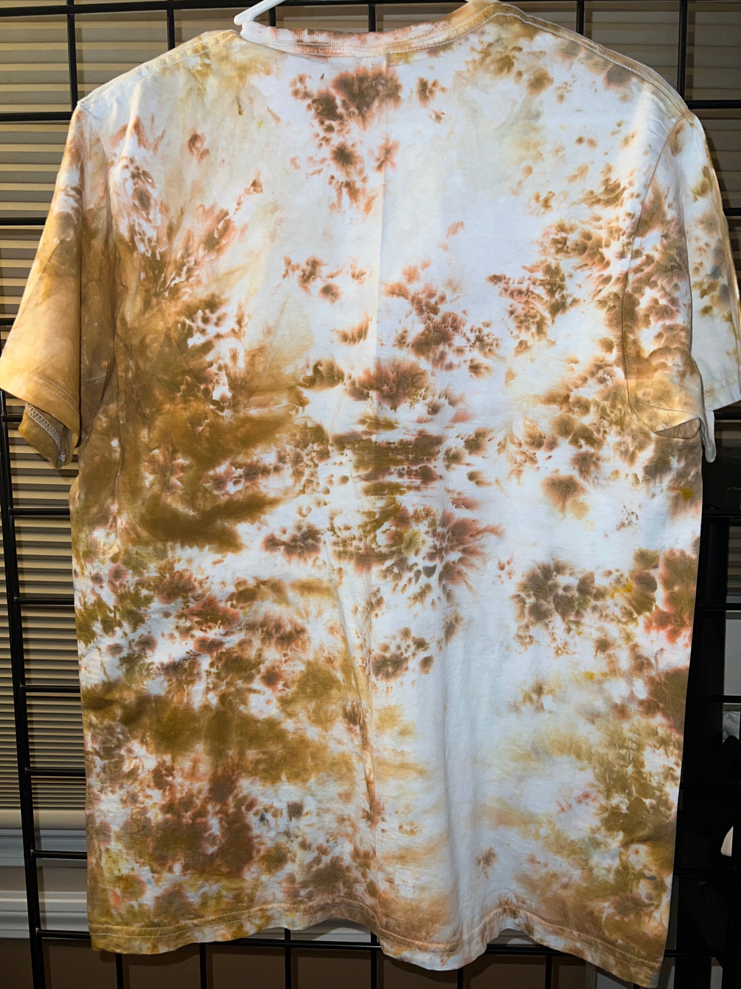 33 Large Golds T-shirt