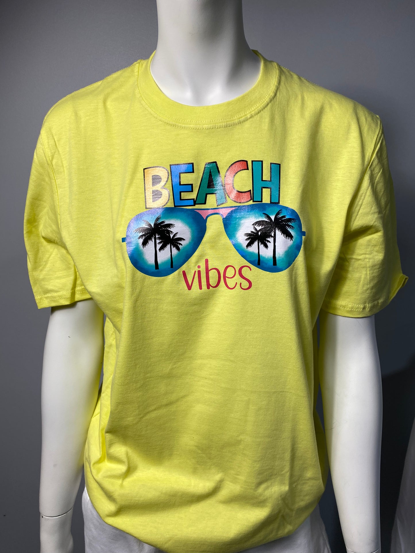 Medium BEACH VIBES READY TO SHIP