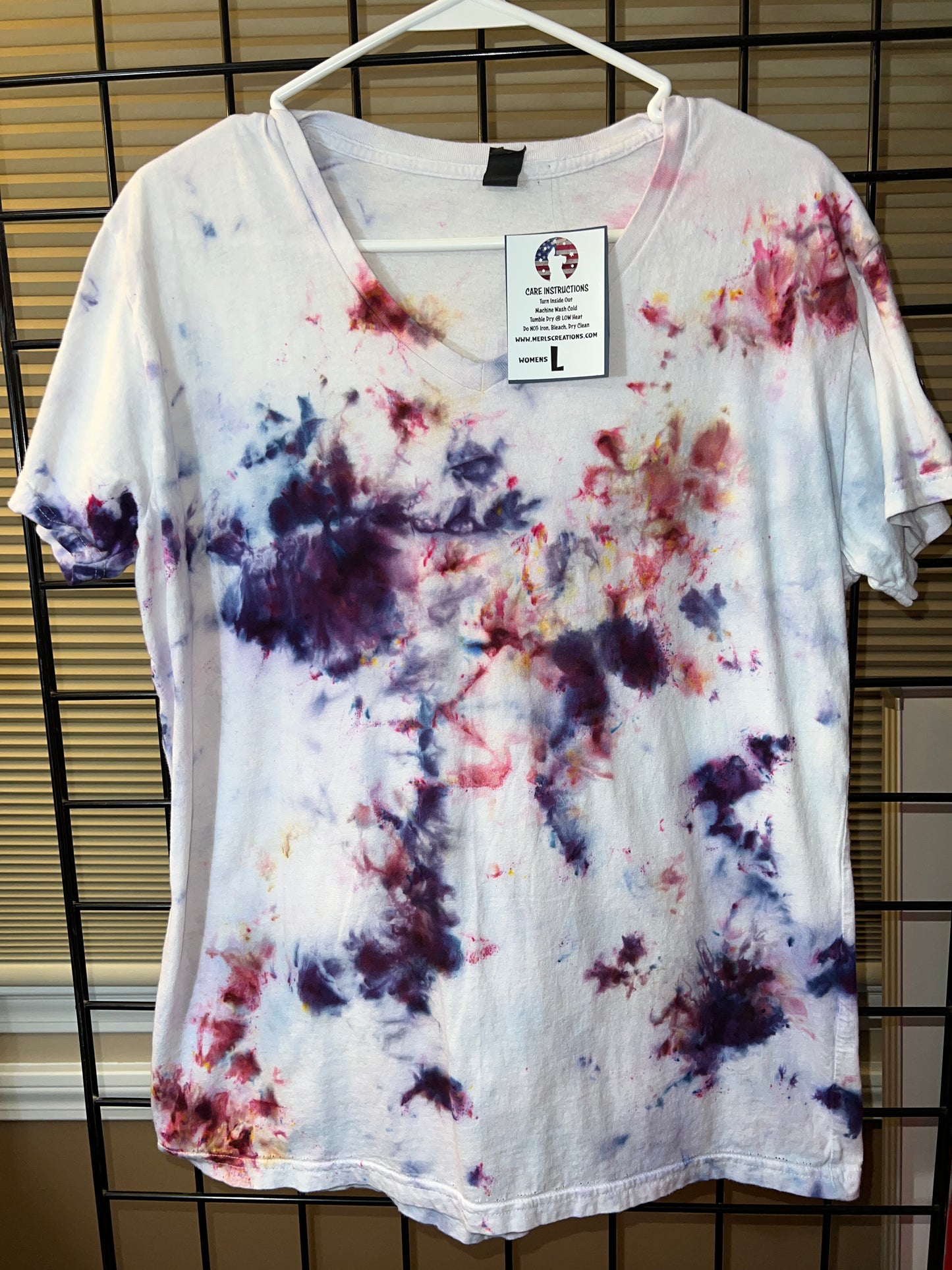 17 Large Purple Splatters V-Neck