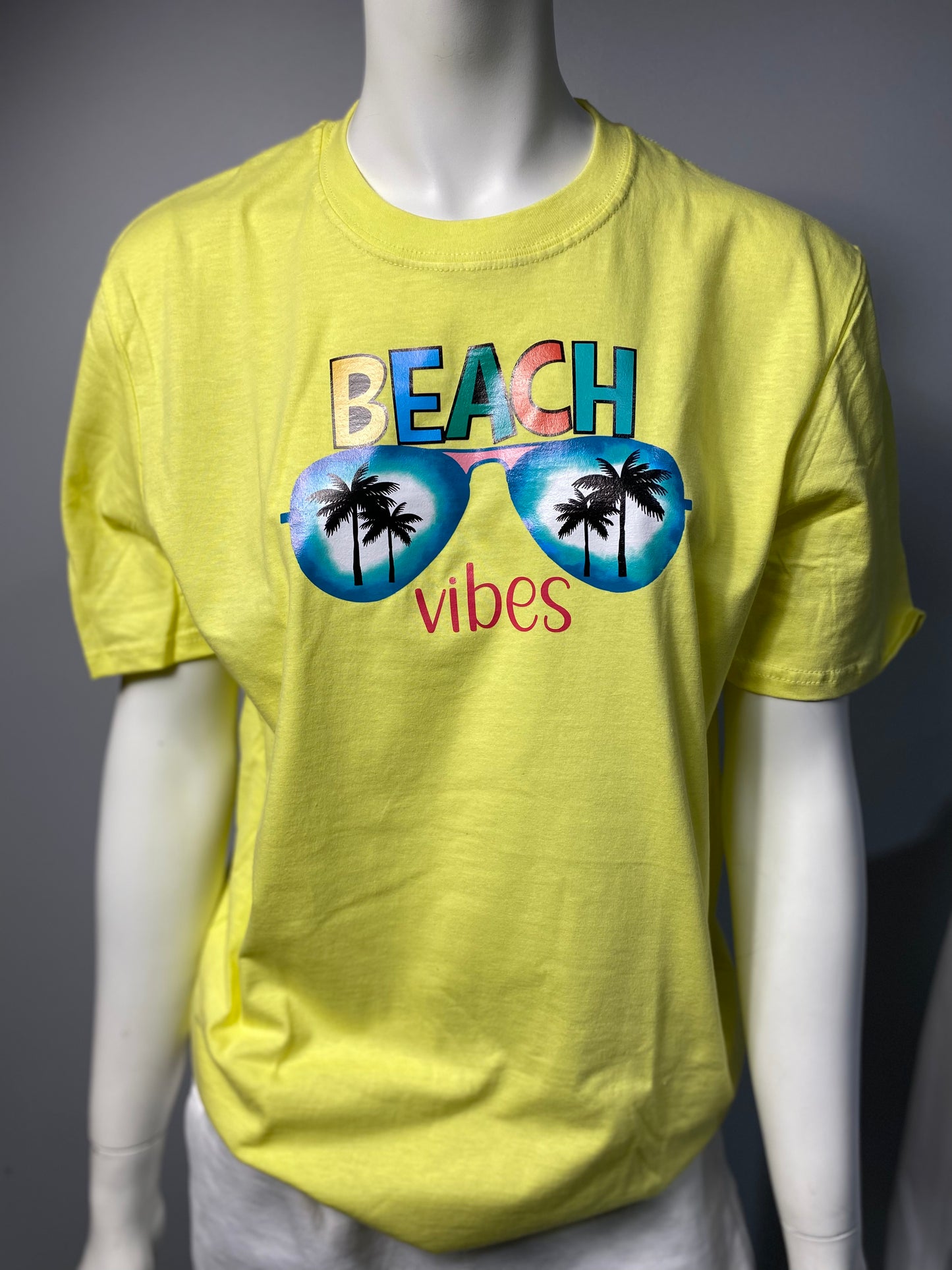 Medium BEACH VIBES READY TO SHIP