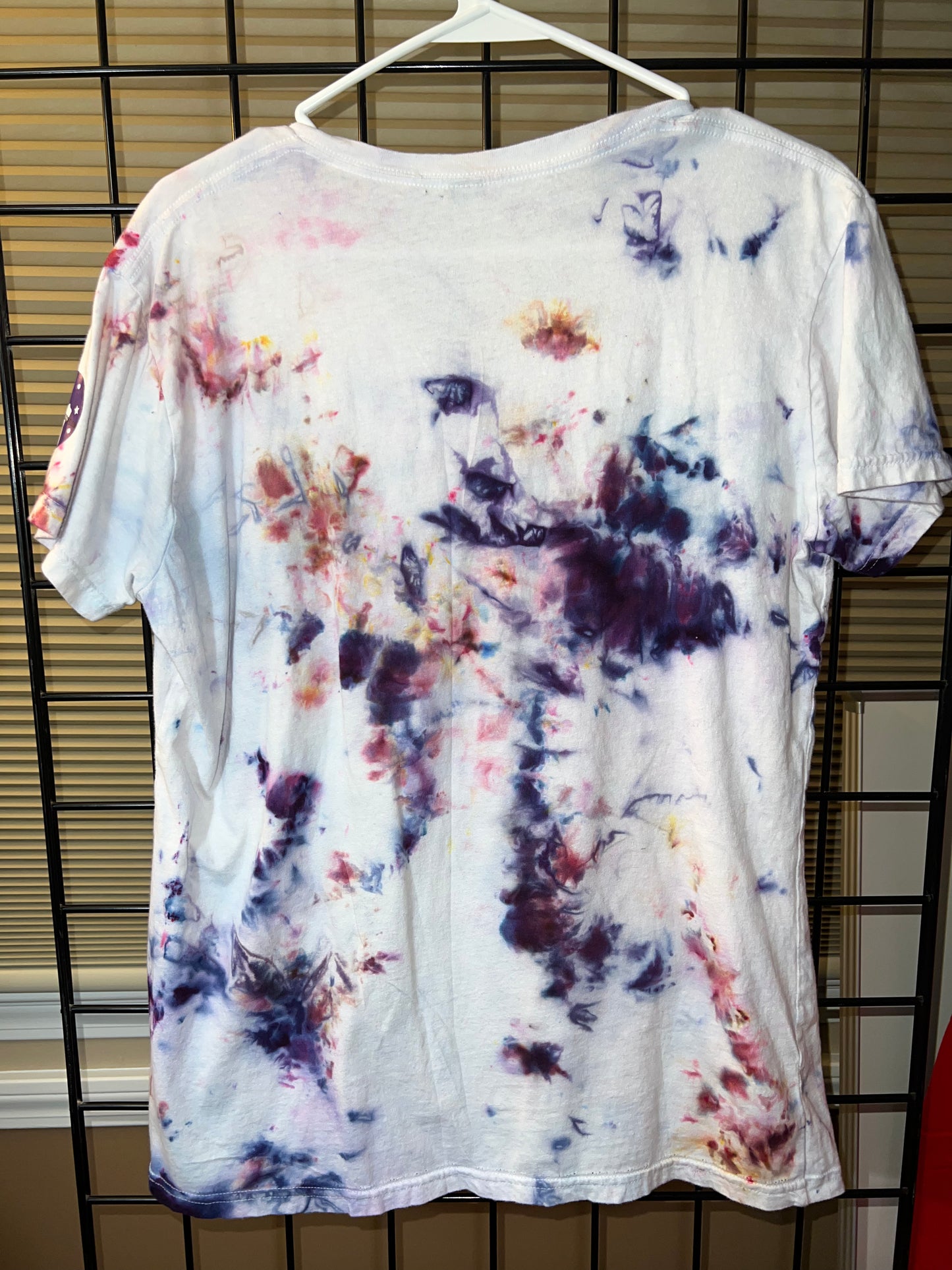 17 Large Purple Splatters V-Neck