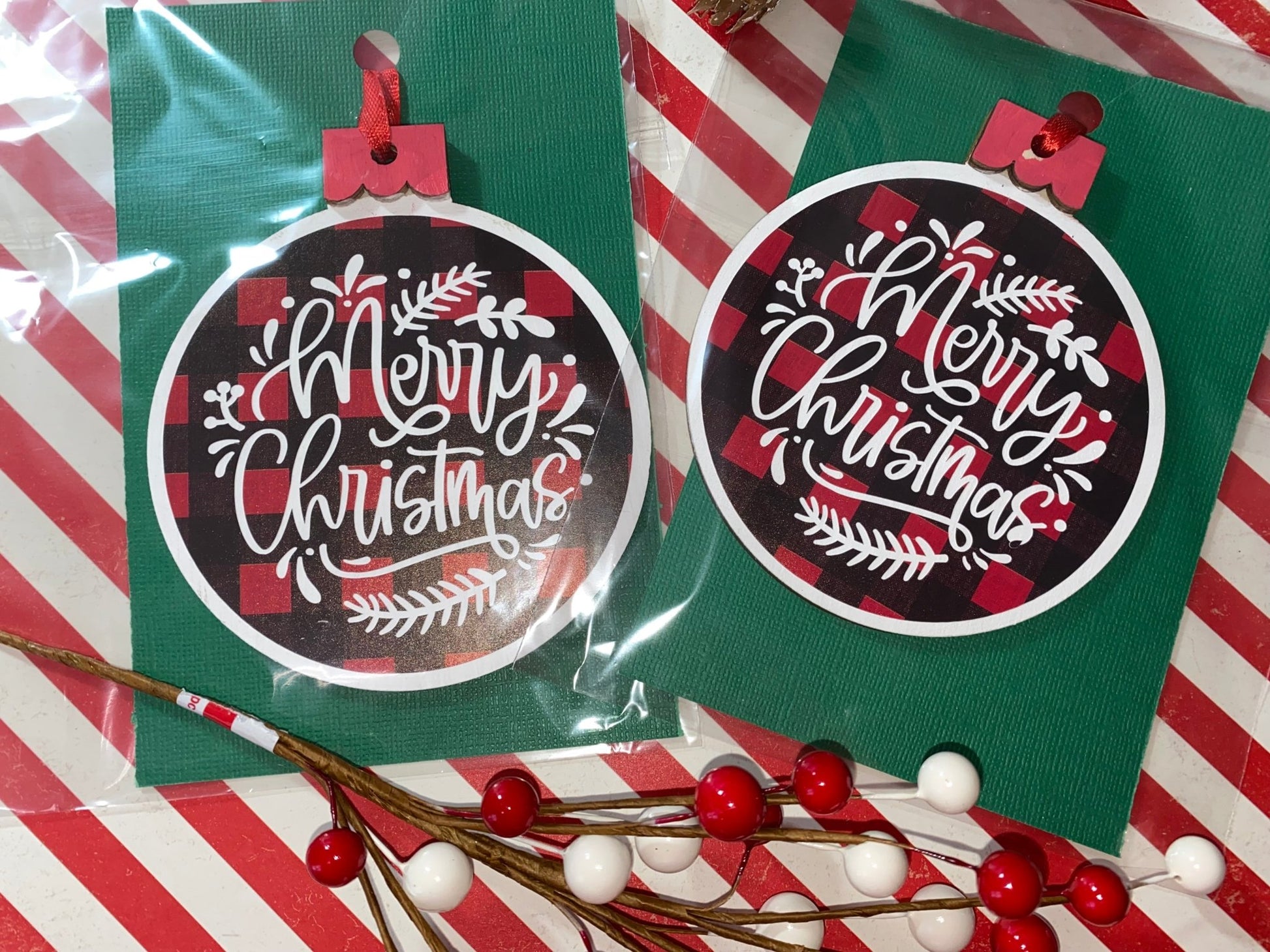 Merry Christmas Ornaments - Merlscreations