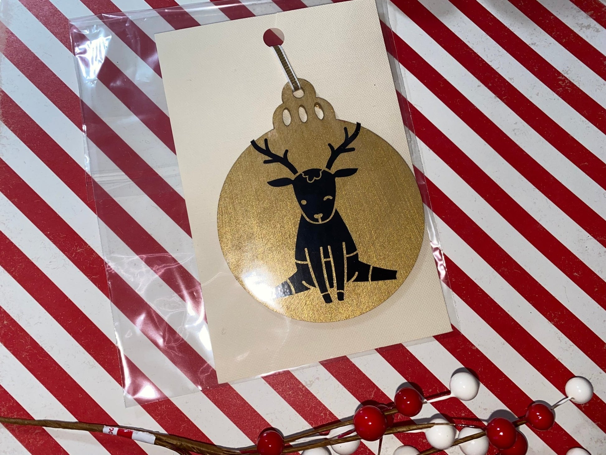 Reindeer Ornament - Merlscreations